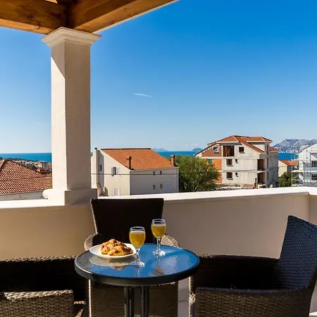 Smanjak קאבטאט