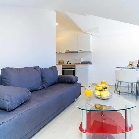 Smanjak Apartment *